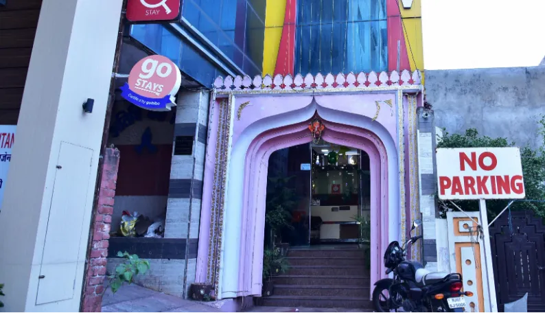 Hotel Mahadev Regency